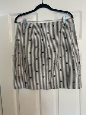 NWOT Talbots Petite Bumblebee Black and White Striped Skirt
